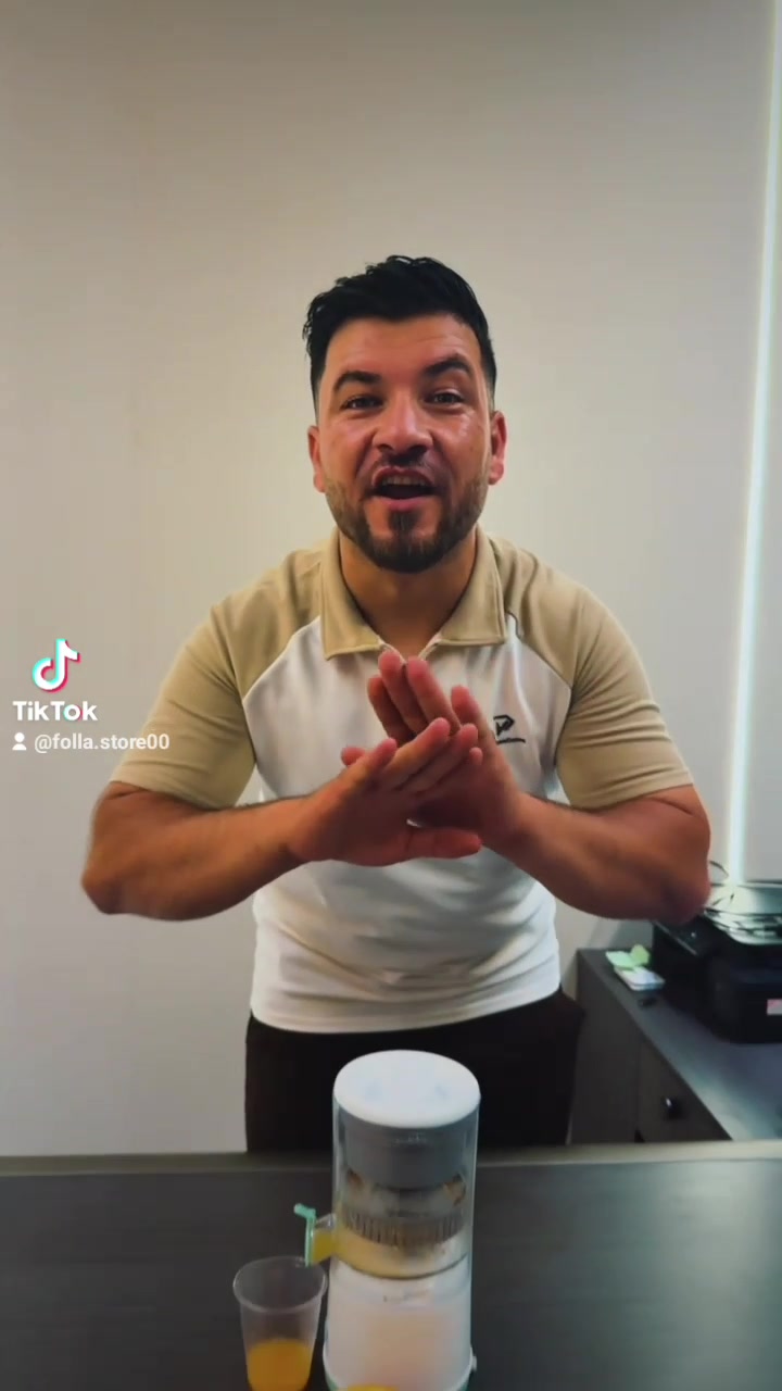 عصارة برتقال • قابلة للشحن • دوران ٣٦٠