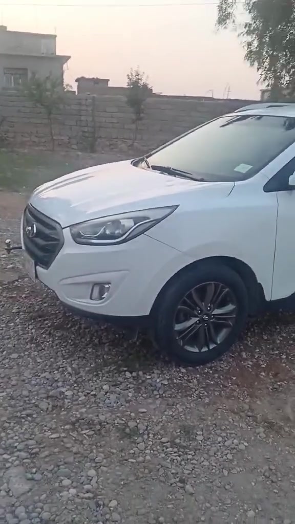 تكسن ١٤ ماشية ٩٠ محرك كازكيت لا صرف ولا نفخ ولا بارد ولا اشخوط كشر جديد داخل جديد سعرة ١٣٥ رقمي *********** تبريد قطعتين ٥ ويل كروم كير دكمة شبر صبغ بنهايت السقف
