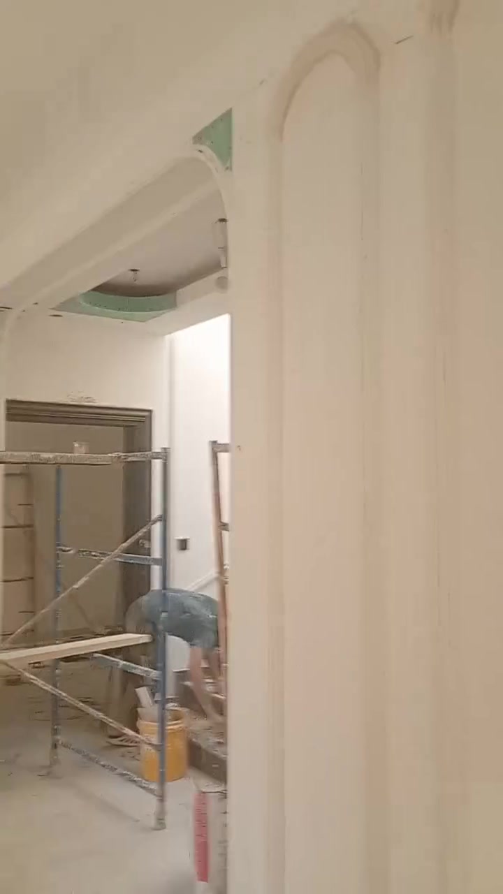 معلم سحبات مصري وشغل ملكي وجبس بورد ع متر أو قطعي أقل أسعار شغل مرتب ***********
