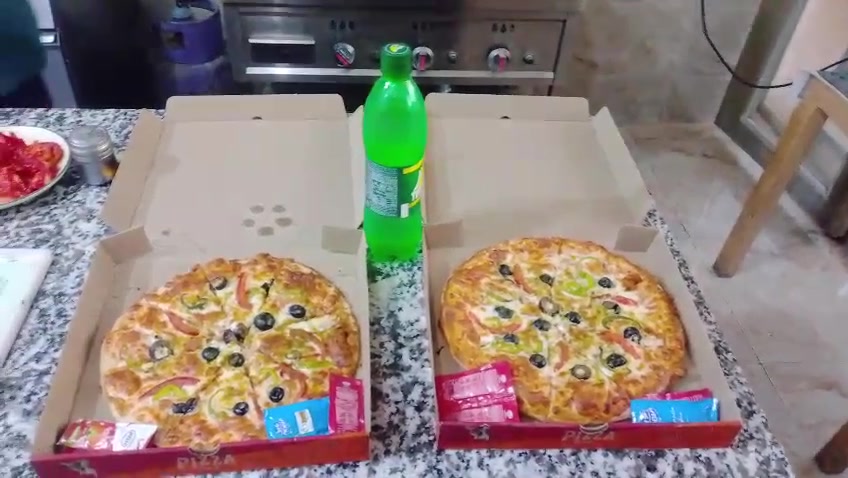 اعزائنا الزبائن الكرام عرض ناريييييي 🔥🔥🔥
2 بيتزا خضار كبير 🍕
1 بطل سفن🥤

فقط ٧ الاف لاغيرها 🔥

📍العنوان : النجف - ابو صخير - نهاية شارع المحكمة 

☎️ للحجز والاستفسار واتساب :
***********
