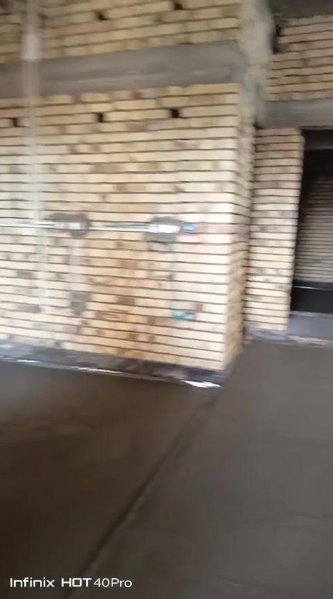 سلام عليكم خوتي هل لبيوت كادر صب تصليطه صطح صبت نضافه رباطات و دنك و بيتونه شغل درجه اولى الله شاهد من البصره بل خدمه *********** هاذه رقمي
