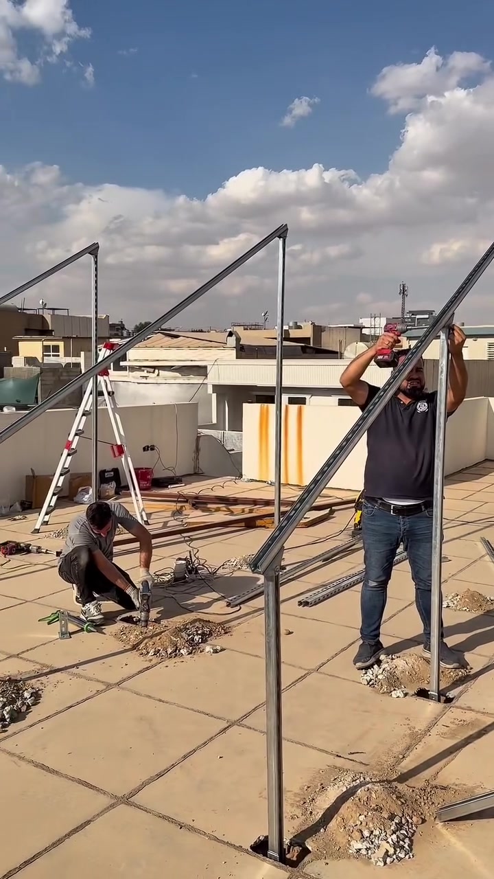 ☀️ تم تنصيب منظومة طاقة شمسية متكاملة بقدرة 35 أمبير نهاراً و30 أمبير ليلاً، بتنفيذ احترافي ودقة هندسية عالية.
💬 تابعوا الفيديو للنهايه، ولا تنسوا تعطونا آراءكم وتقييمكم للعمل في التعليقات. ❤️
📞 للاستفسار والحجز، تواصلوا ويانا عبر الصفحة أو على الرقم:

📱 ***********

⚡ كهربائيات القبطان — العمل الجيد شعارنا.

#طاقة_شمسية
#SolarEnergy
#منظومة_شمسية
#العراق
#اكسبلور
