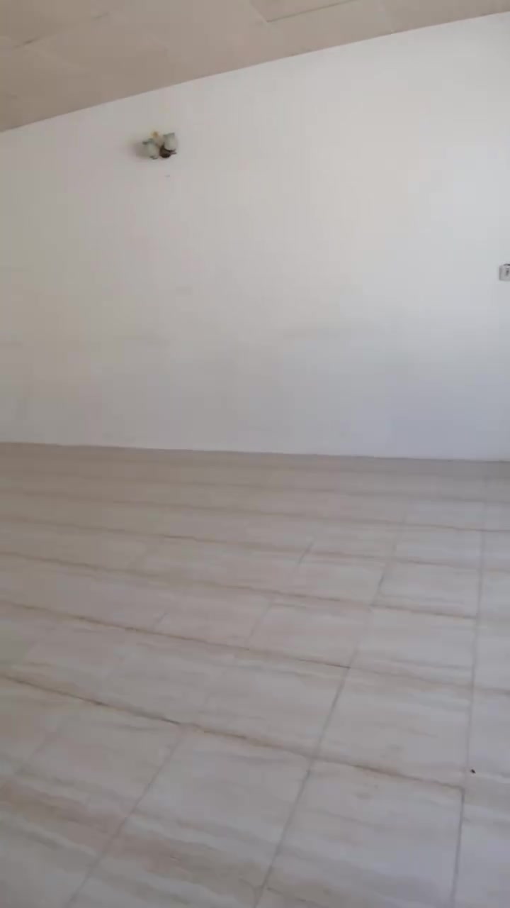 عندي بيت ایجار  في سليمانية منطقة رابرين   كامل سيراميك
150متر
طابق عرضي

 1 نوم

هول
صاله متبخ 
صحيات هولل 
بيت نضيف
كلش حلو قريب كلشي
 

وتساب ***********
تیلفون ***********
