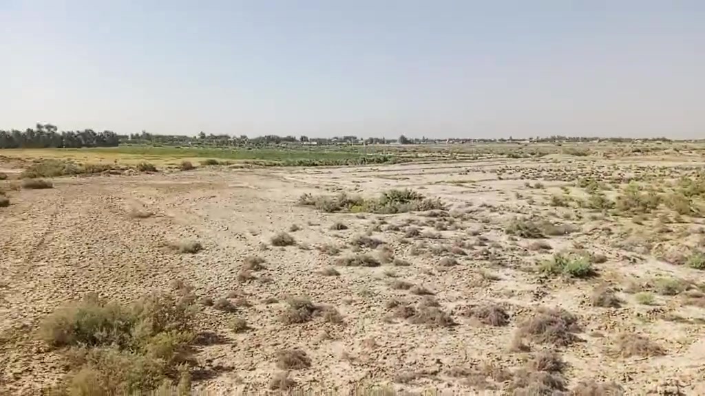 سلام عليكم ورحمه الله وبركاته اربع دوانم للبيع سند 25 زراعي  تصلح مزرعه طريق سنيه سياحي خلف مجمع تعاون تبعد عن شارع العام كيلو ونص تداور بأسم المشتري.  سعر دونم 25. ***********
