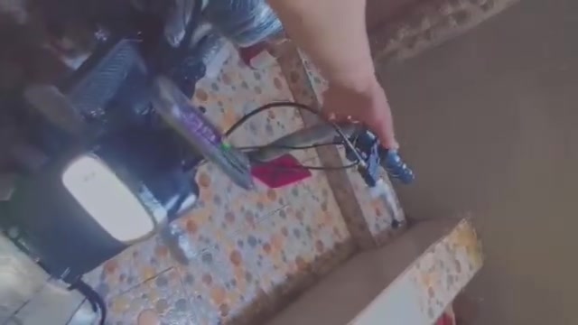 سلام عليكم ماطور شحن لبيع ماطور نضيف حيل سعر 200و بي مجال هذ رقم مبايل *********** مكان كوير

