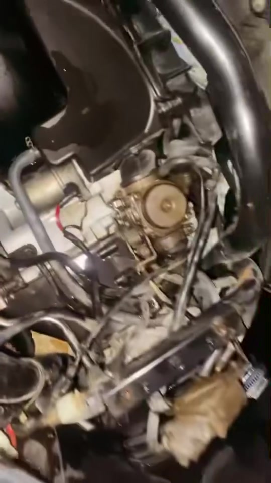 سلام عليكم للبيع بوليس كابريتر   الدراجه مال رمبه نزلتهه بيدي وعندي تصوير من نزلتهه  دراجه مكفوله من كلشي اي نقص ما بيهه  بانزين محسن ودهن امزويل 20/50 
دراجه نضيفه حيل ما صار هواي من أخذتهه بـمليون و350 
الله شاهد عليه "" عارضهه هسه بـمليون وبيهه مجال شي بسيط   الشراي خلي يراسلني هاذه رقمي { ***********}عنواني بغداد أم الكبر والغزالان
