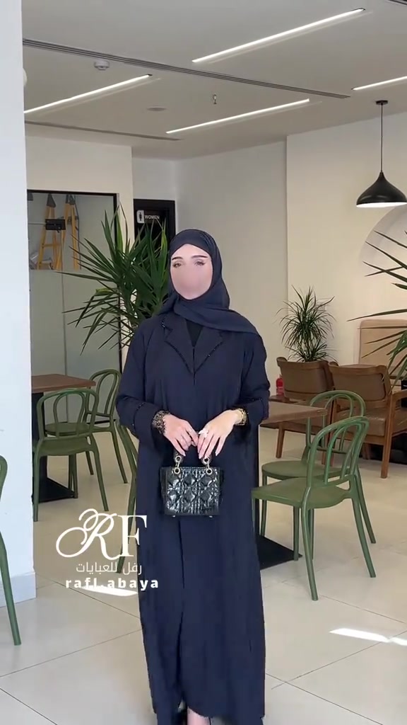 للحجز واتساب *********** عبايه الرسمي النيلي 💙؟ تحتوي على طباقيه واحده وتكون مفتوحه العبايه الخامه جرجيت انترنت كويتي الاصلي  متوفره بجميع القياسات  توصيل جميع انحاء العراق  #رفل_للعبايات #عبايات #كربلاء #عبايات_فخمة #بشتات_خليجية 
