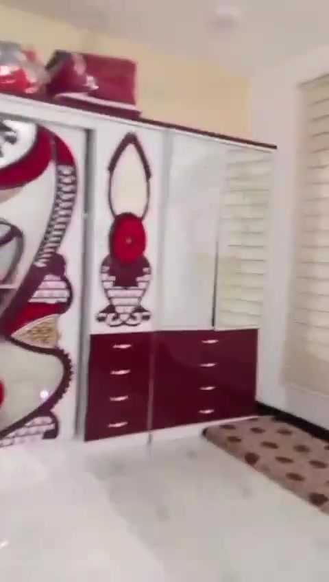 سلام عليكم غرفه للبيع ١٣قطعه اخت الجديده ***********
