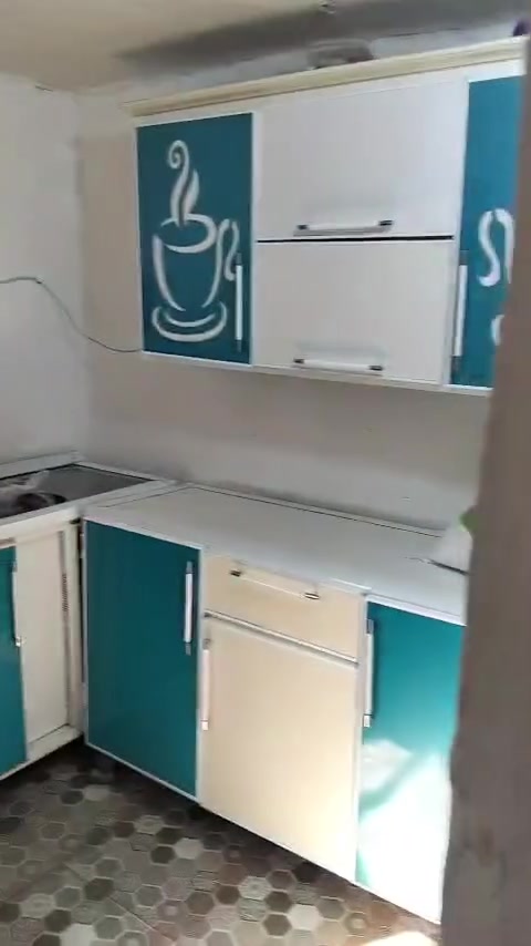 بيت حواسم • ١٠٠م • كيزر وتانكيتين