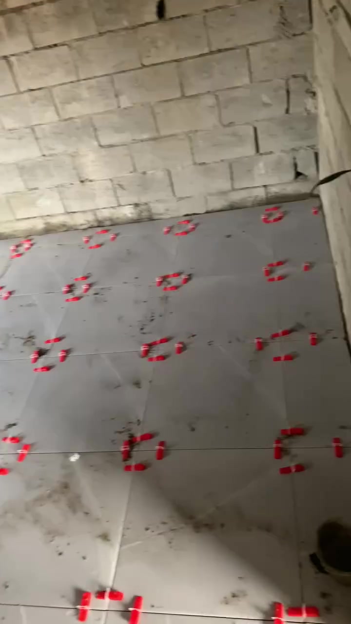 السلام عليكم اسطاوات سيراميك درجه اولى وشرط اذا مايعجبك الشغل من اول يوم مانكمل ونخسر مواد واذا تريد استلام مهندس هم نسلم شغل مضبوط اسعار مو غاليه على شغل شرط مانعوفك للنص او نتحج مثل البعض خربو حته السمعه للي حاب يتصل
***********

