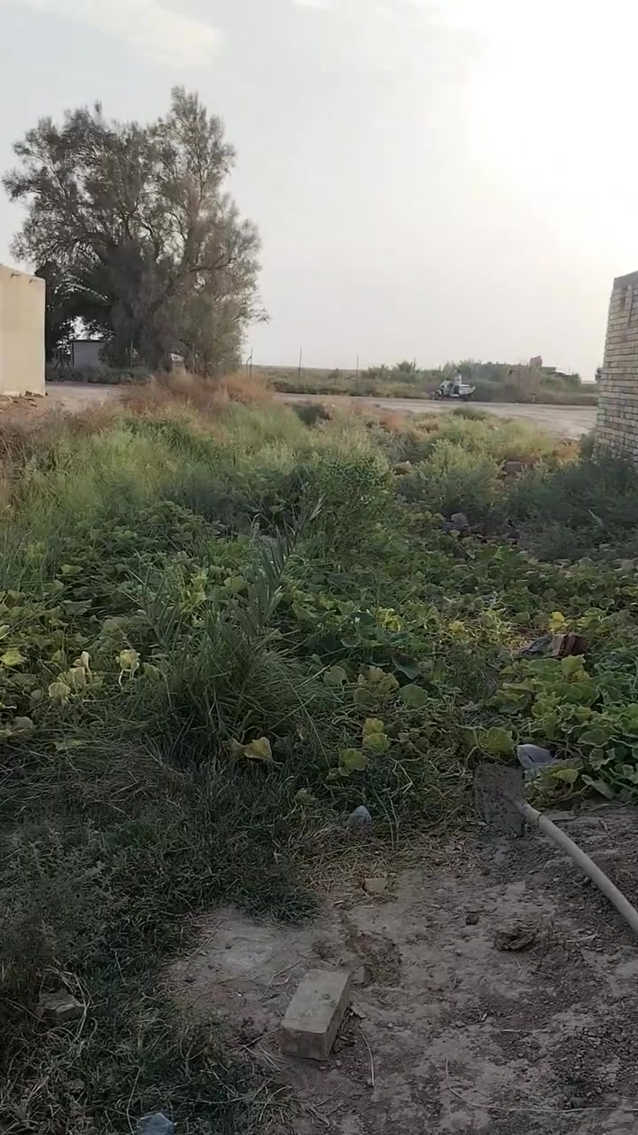 بيت للبيع • ٣ غرف • طريق الخوان