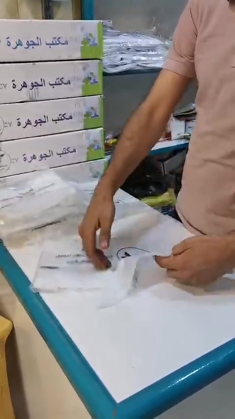 علاكة صيدلية درجة اولى واسعار جوه السوق اطلب الان ومتخسر افضل علاكة جملة الجملة 
صناعة ايرانية مادة اولية خام بدون خلط تتحمل وزن ٧ كيلو عل الفحص والضمان سهلة الفتح اعداد واوزان حقيقية
الكارتونه 20 سيت سعر 5كارتونه 75الف والتوصيل علينا كل الي عليك تطلب وتدلل وتوصيل سريع لباب المذخر والصيدلية وكميات مفتوحة 
للاستفسار ع الرقم *********** واتس اب

نص مكتوب في الصور:
- توريد المستشفيات والصيدليات جودة . ثقة . أمان منتجات طبية أصلية بأعلى جودة كميات كبيرة وتوفير دائم لكافة احتياجاتكم توصيل سريع وآمن لجميع المناطق أدوية مستلزمات طبية مواد تجميل نتمنى لكم الشفاء العاجل أكياس صيدلية جودة عالية متينة عملية صديقة للبيئة نلتزم ب أعلى المعايير جودة مضمونة منتجات أصلية 100% ثقة عملائنا شريككم الموثوق في الرعاية الصحية المستشفيات الصيدليات المراكز الصحية اطلب الآن واستفد من أفضل الأسعار والعروض تواصل معنا جودة.. ثقة.. أمان نخدم من أجل صحتك أمان ثقة جودة