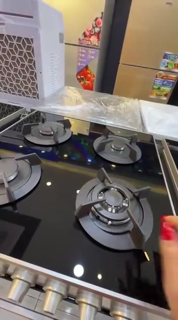 🔥 خلي مطبخك يحچي عن ذوقك! طباخ صالون سطح زجاج بتصميم أنيق وعصري، يجمع بين الفخامة والعملية حتى يكون إضافة مميزة لمطبخك. 🤍✨ ✔️ جملة ومفرد ✔️ تقسيط متوفر عبر مصرف الرافدين، مصرف الرشيد والمصرف الأهلي العراقي 📍 بغداد: كرادة خارج – مجاور حلويات أبو عفيف 📍 البصرة: تقاطع المعارض – مدخل القبلة، مجاور مطعم الحساوي

