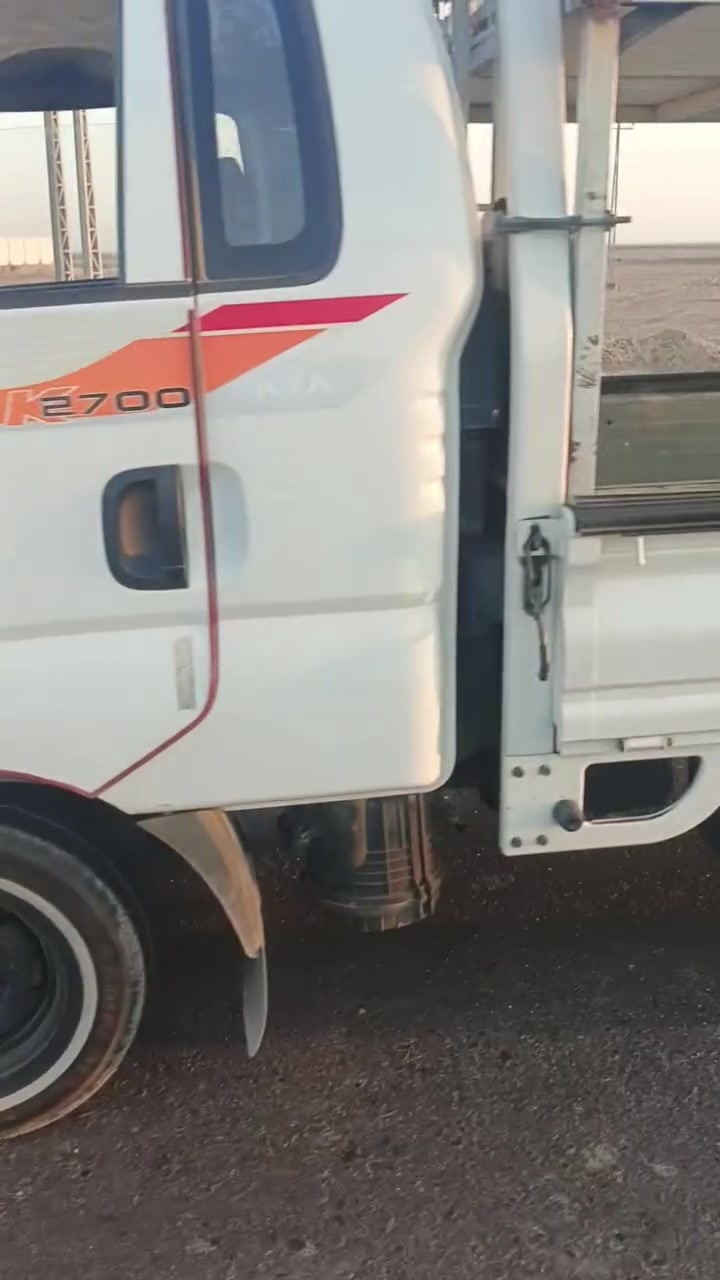 سلام عليكم من رخصت مدير الكروب  سيارة للبيع كيه حمل بومه  218كفاله  عامه مكينه و كير وكسن و شواصي مكفولات سعر  117بيهه مجال  ***********
