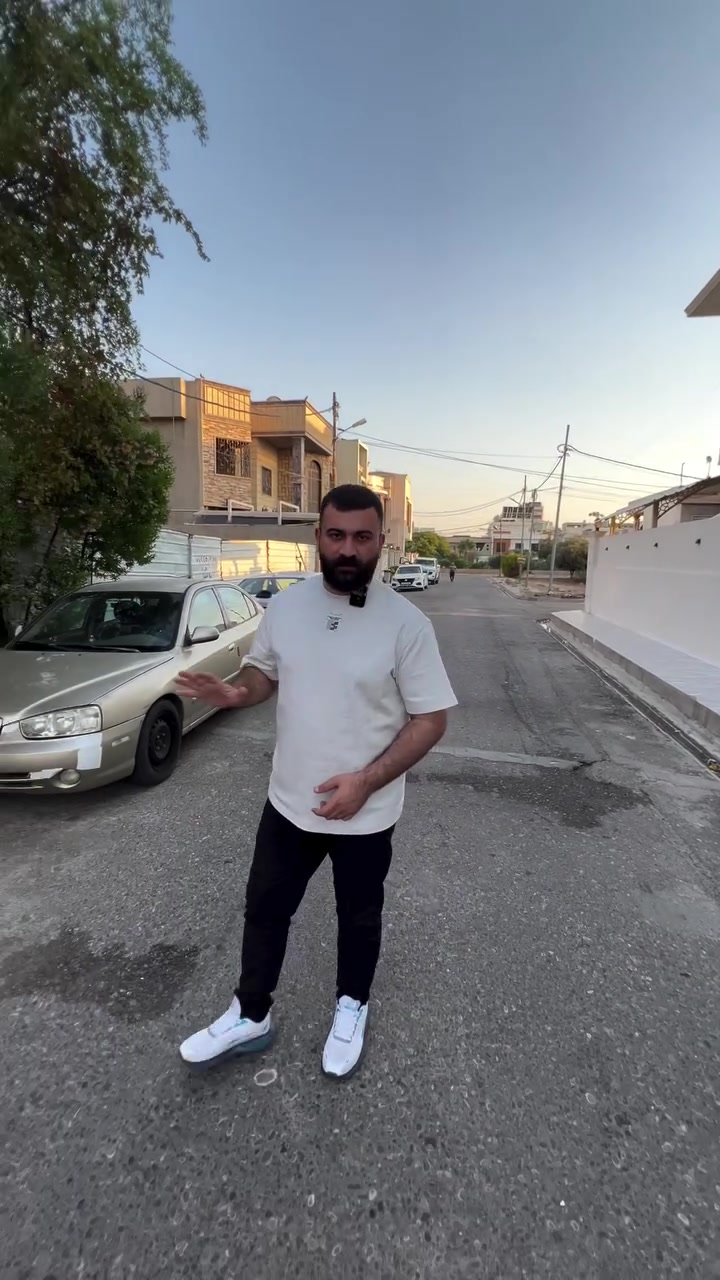 📢إعلان رقم:(745)
دار طابو صرف طابقين 
العنوان /حي الدولار 
المساحة /150متر واجهة 7/5
المحتويات 
4غرف نوم مع الملحقات 
⚜️عقارات دار الخير ⚜️
📍العنوان : كركوك_ حي عدن_ بداية سايدين مقابل مول متوكل
——————————————-
ياسين اللهيبي 
***********
سيف 
***********
