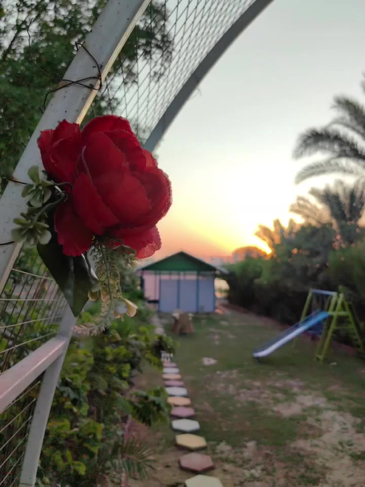 ✨ بِسْمِ الله نبدأ… وبإذن الله القادم أجمل ✨🌿

مو كل مكان نروحه يكون مجرد مكان…
بعض الأماكن تصير ذكرى حلوة بالقلب ❤️

🌴 مزرعة ريحانة – الزعفرانية 🌴

مكان يجمع الطبيعة والراحة والخصوصية، ومهيأ لقضاء أجمل الأوقات مع الأهل والأصدقاء 🌿

🏡 منزل سكن للراحة والاستمتاع
🏊‍♂️ مسبح للمتعة والانتعاش
🎠 ألعاب للأطفال
🌱 أجواء خضراء وراحة للنفس
🔥 مكان للّمة والشواء
📸 مساحات جميلة للصور والذكريات

يوم كامل من الراحة… بعيد عن ضوضاء المدينة، قريب من الطبيعة والناس اللي تحبهم ❤️

وبإذن الله تعالى، القادم أجمل 🌿

📍 مزرعة ريحانة – الزعفرانية
📞 ***********

أهلاً وسهلاً بكم… ونورتونا مقدمًا 🤍🌿
