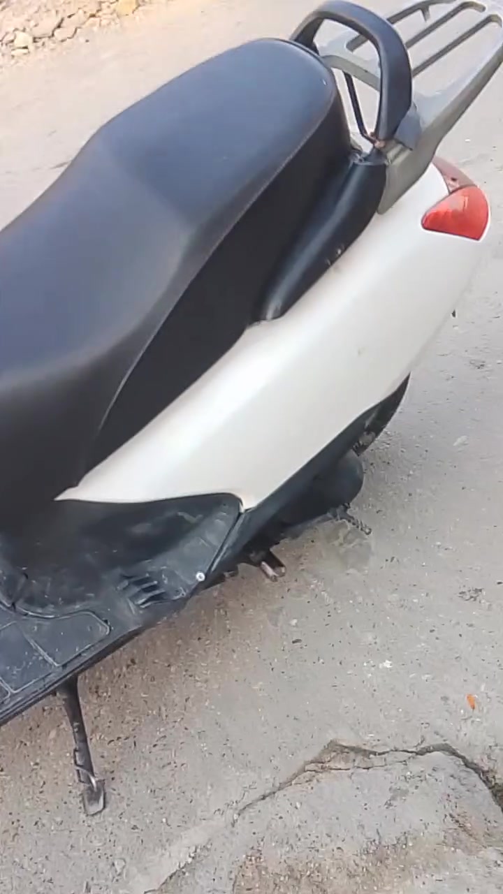 دراجه سبيسي ماليزي للبيع واسط قضاء الحي 300بيهه مجال  ***********
