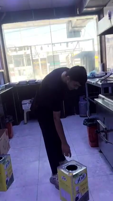 مطعم وماكولات الفراشه 
النظافه سر تميزنا 
يعني تاكل مرتاح وبامان 
شغلنا يتميز بنظافة والعنايه تكدر باي وقت تجي وتشوف وتتاكد من مصداقيتنا 
مع تحياتي لكل محبينا 
مطعم وماكولات الفراشه
