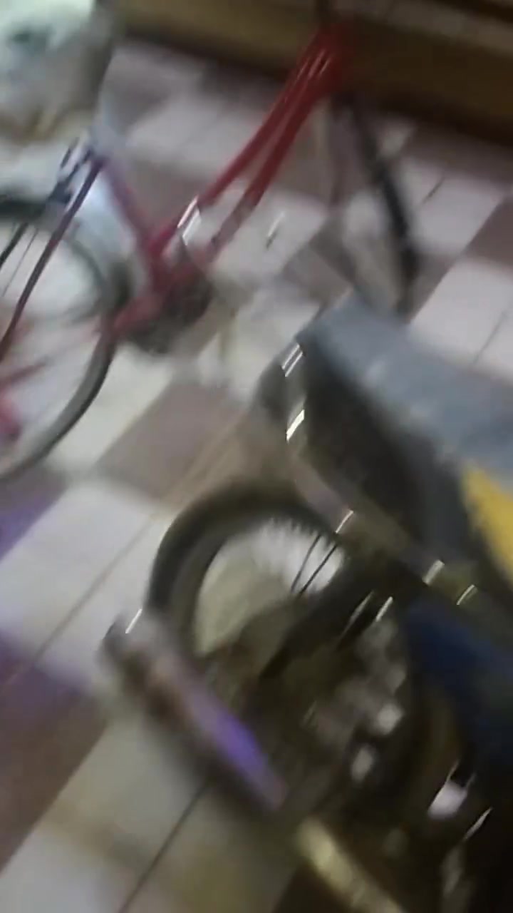 بس واتساب يشتغل***********
ابو صخير

