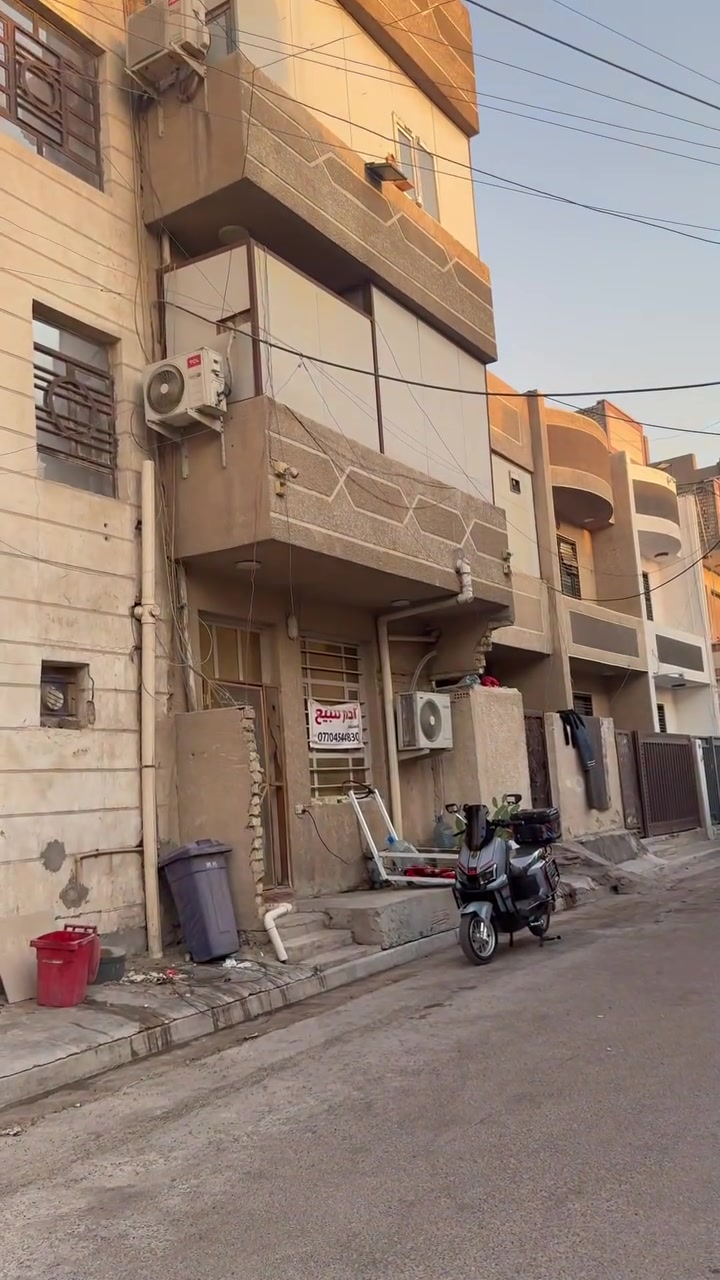 المساحه 50متر غرف نوم 4  كل غرفه سويت+هول+مطبخ وملحقات بناء2018 موقع البيت تل محمد
اتصل ع رقم ***********
