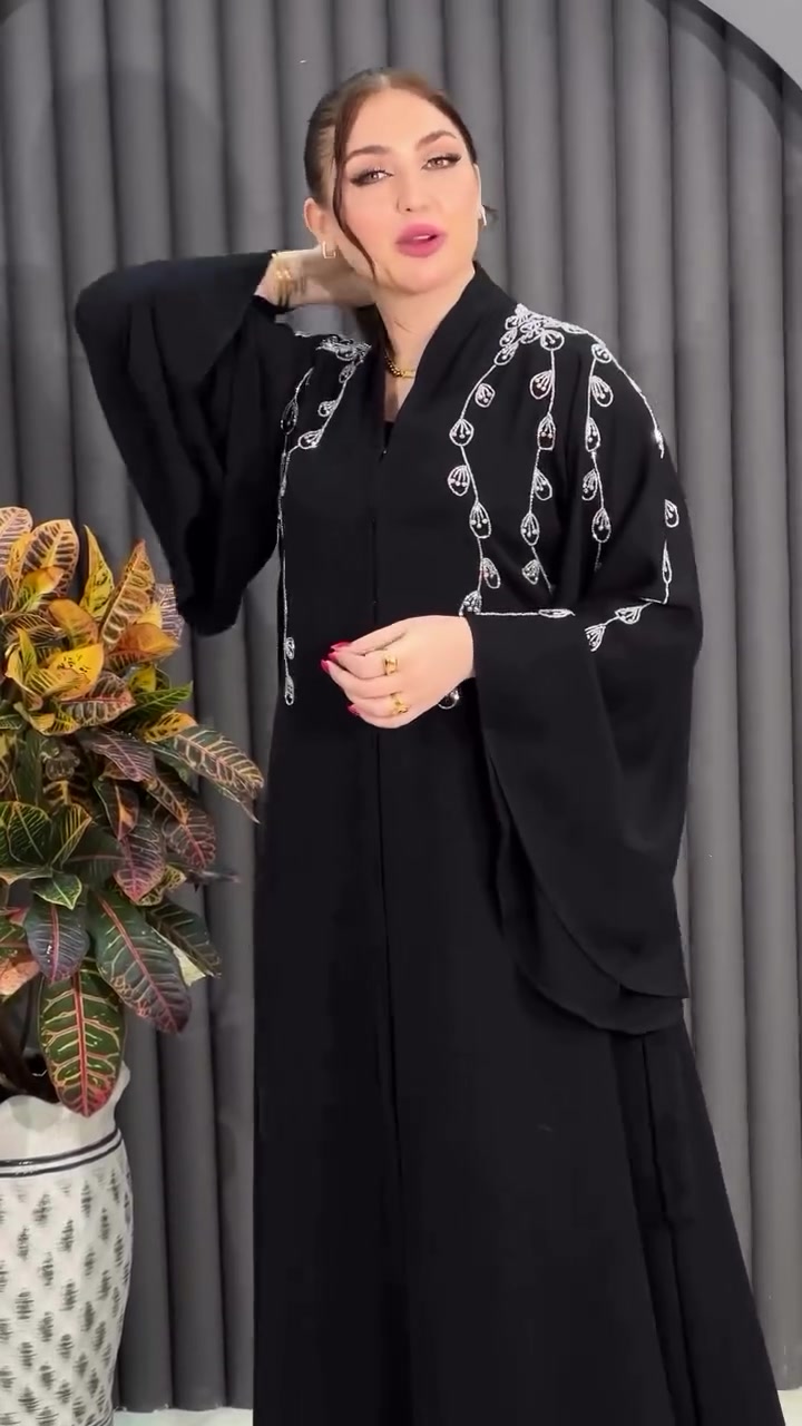 ملابس