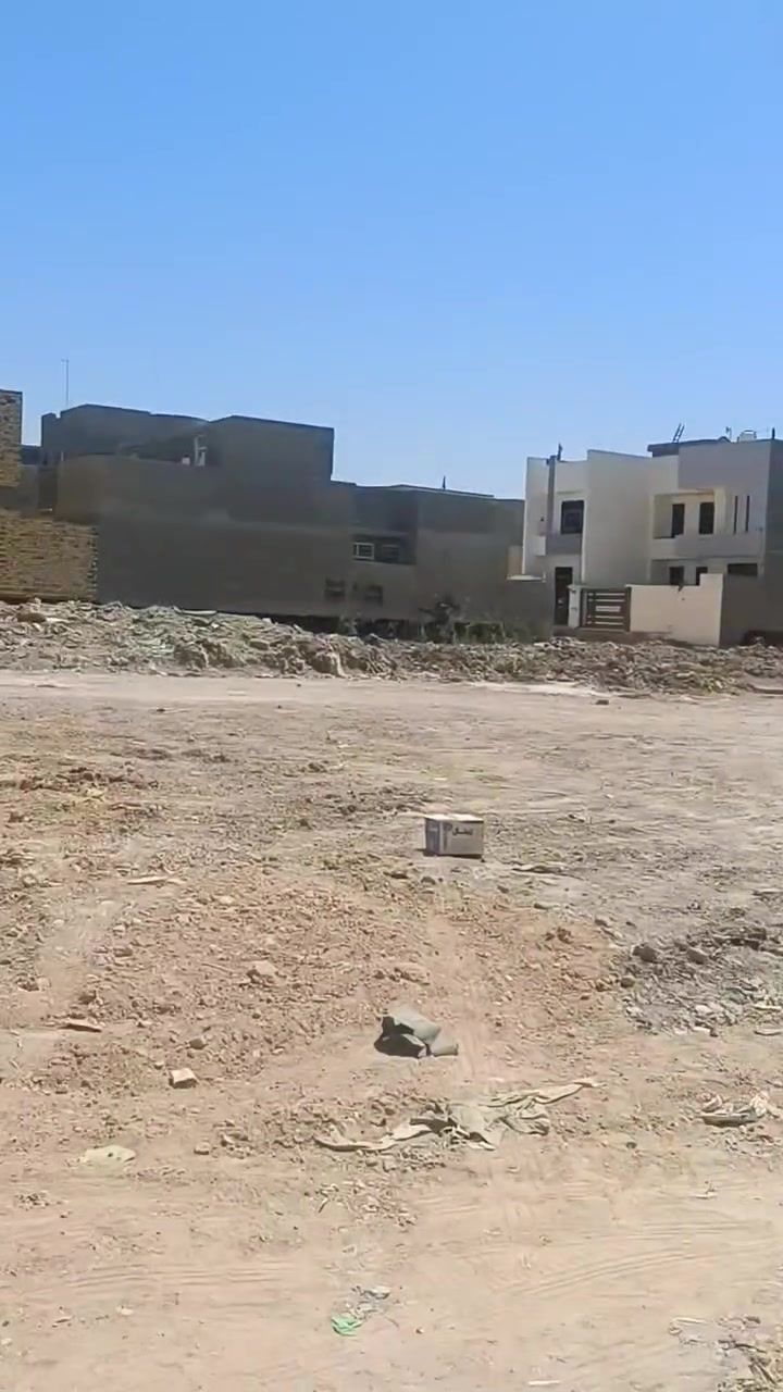 قطعتين طابو صرف مساحة 200 حي القضاة مجاري وسبيس، للاستفسار الاتصال على الرقم فقط بلا مراسلة رجاءً ***********
