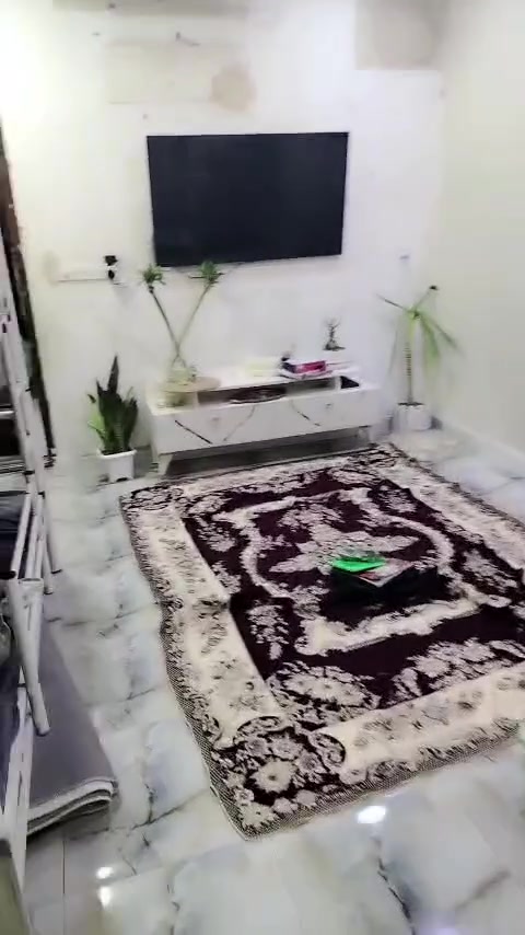 الشعب • ٧٠م • ٣ طوابق