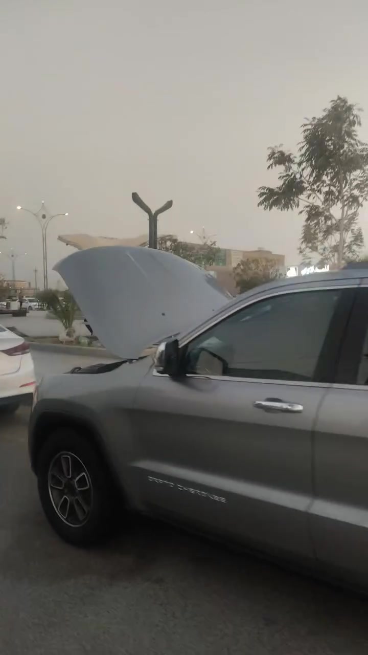سلام عليكم ورحمه الله وبركاته
جيب لاريدو اصل بأسمي سياره فول ماعده الفتحه....
محرك 3.6 مكينه وكير خير من الله.. حساسات خلفيه و  اماميه ..توقف ذاتي .. شاشه ..جنطه كهرباء....سنويه 2031... كامره دواره ... ترحيب ذاتي ... رقم انكليزي...
داخل جلد اسود ... كير 8 نمر... سياره جديده وما متعوبه مكاني ناصريه مركز بيع او مراوس 
***********
