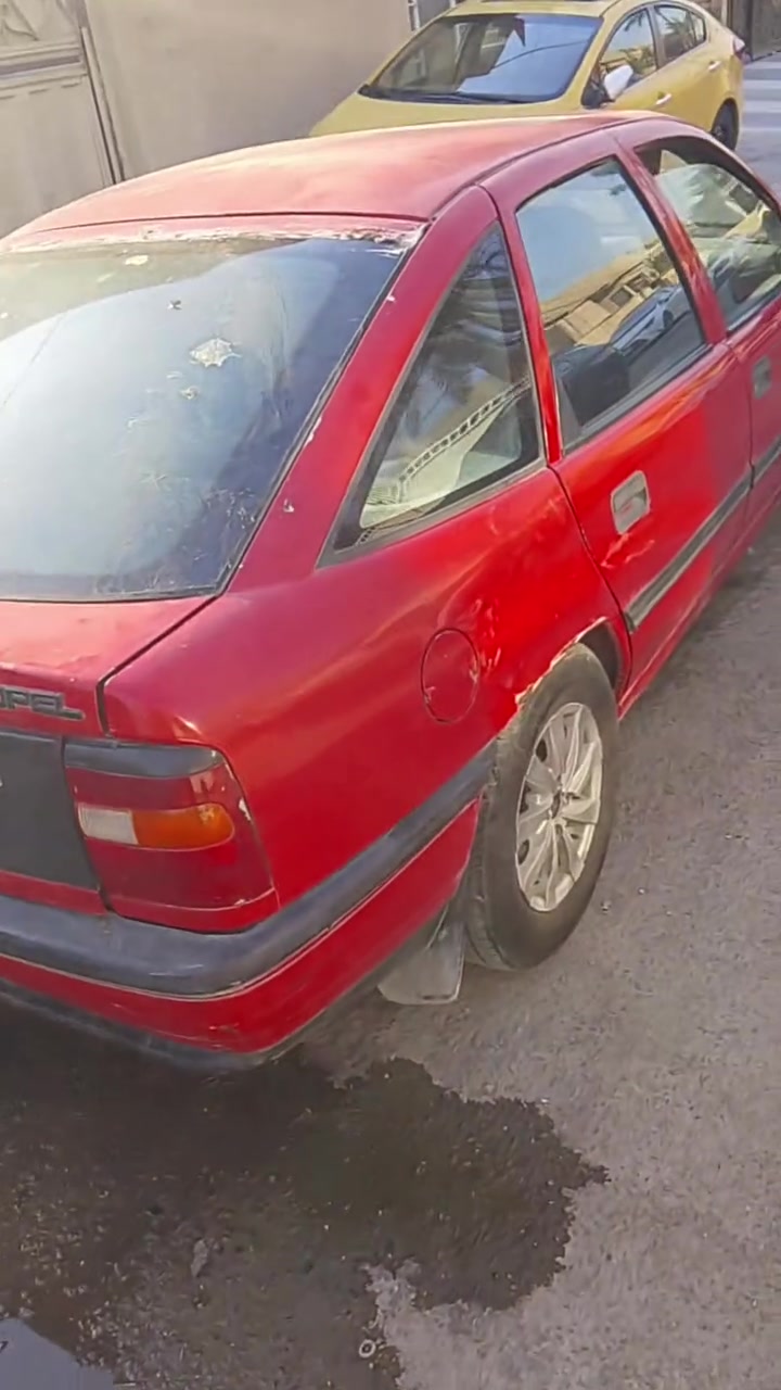 اوبل فكتره محرك 2000رقم بغداد الماني رايده ب 22 وبيه مجال يرادله ترتيبات مكان بغداد ***********مستعجل على بيعته
