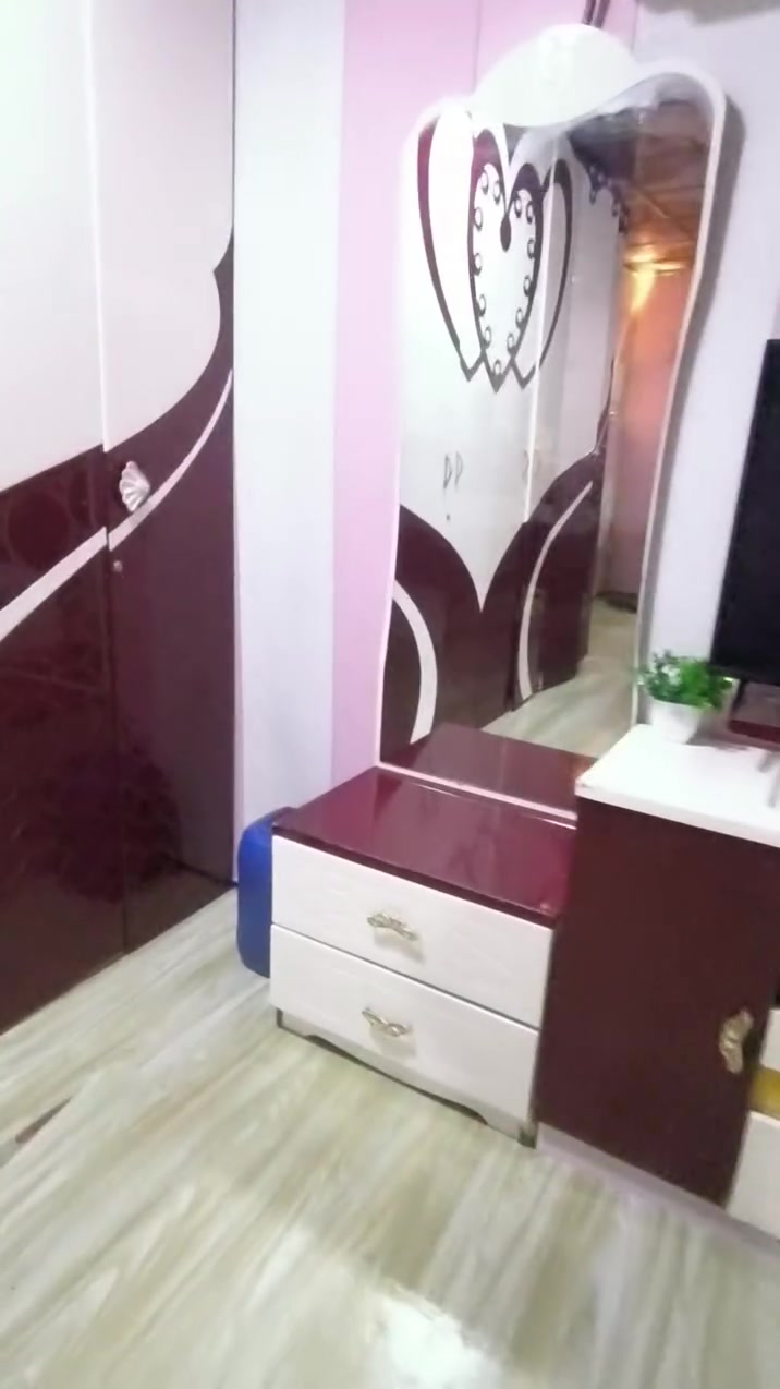 البصره • غرفة نوم • للبيع