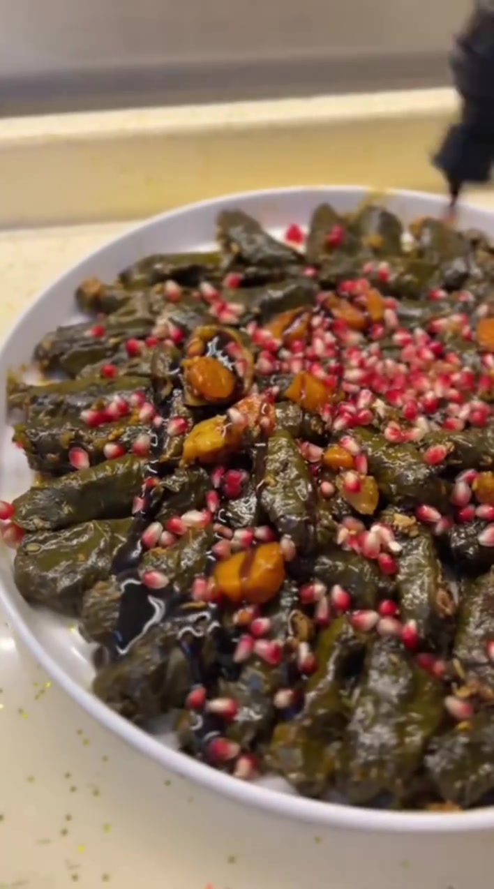 متوفر بيع مباشر ورق عنب حامض ذايب مع  صلصة رمان 🤤بكل الاوقات
 عنوان ديالى بعقوبة بهرز 
للحجز مراسلة الصفحة 
او الاتصال ع هذا الرقم ‏‪***********‬‏
