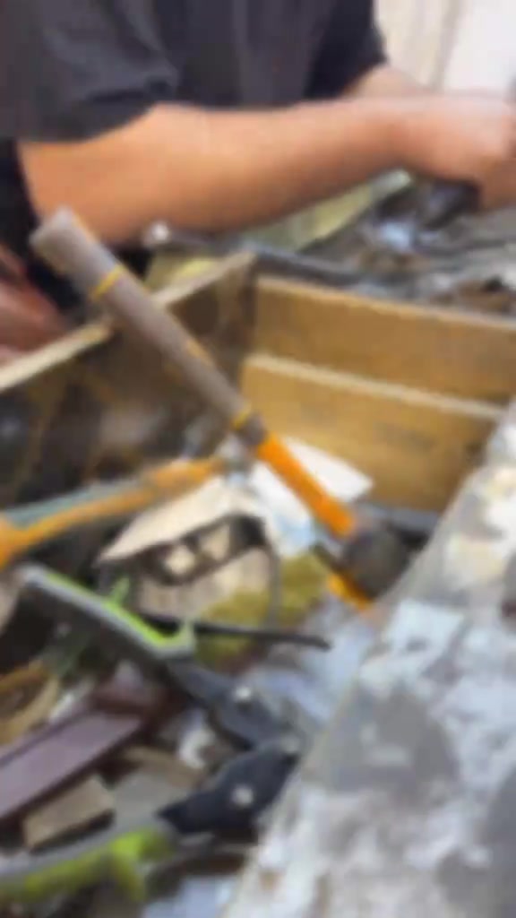 للطلب الأحجار الكريمة والحجز يرجى مراسلتنا على الأرقام التاليه واتساب  *********** ابو عباس *********** أبو محمد *********** ابو حسين  العنوان النجف الاشرف سوق الكبير قيصرية نوري الشرع 👈الموبايلات سابقا👉

