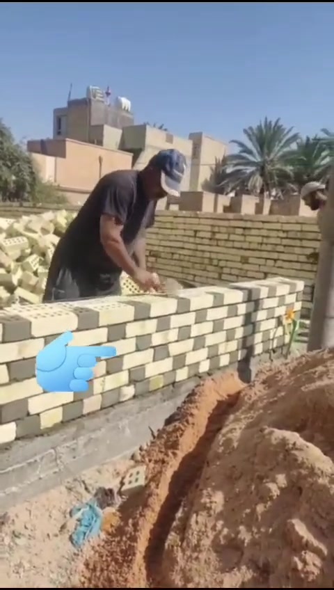 سلام عليكم شباب خلفه بناء طابوك وبلوك كادر كامل داخل كربلاء الاستفسار النتصال علاء الرقم ***********
