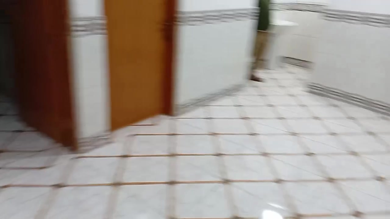 شقه للايجار ابو الخصيب محيله دورت ام زباله عله الشارع العام السايدين ايجار 300 جديده ومرتبه غرفه وصاله ومطبخ وصحيات للتواصل ***********
