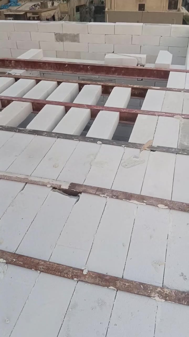 سلام عليكم تم توفير كادر مصري لبناء الطابوك ولبلوك تسليم مهندس شغل درجة اولى باسعار مناسبة للجميع *********** بي وتساب
