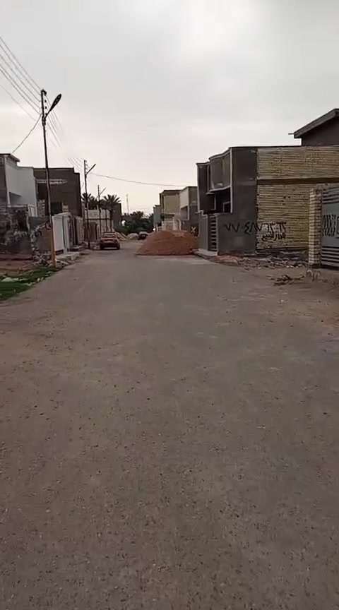 سلام عليكم عندي بيت البيع بل الكرغولية قرب جسر حديدخضر بين سدين سند ٢٥ كامل مساحه ١١٠ سعر 76 وبي مجال يراسني خاص او وتساب *********** او وتساب
