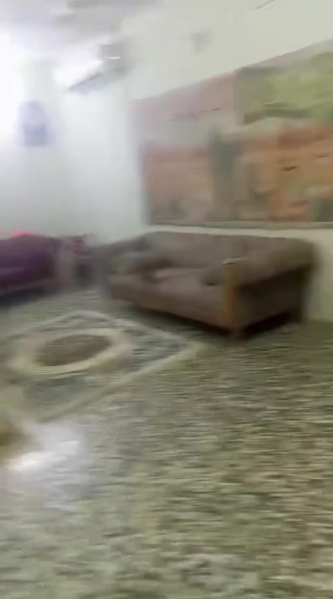 نص قطعه لليجار قطاع ٧٤ مربعه شارع عريض مقابيل سوق العوره
السعر ٣٥٠ 
***********
