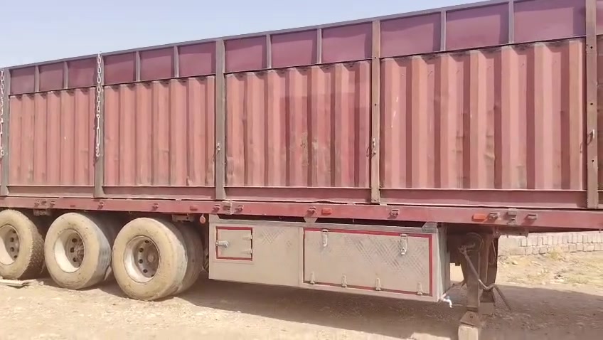 للبيع عربانه فلات 3دناكير دبل تاير طخم تاير جديد +حاويه للبيع لاستفسار على الرقم ***********//*********** المكان الموصل زمار
