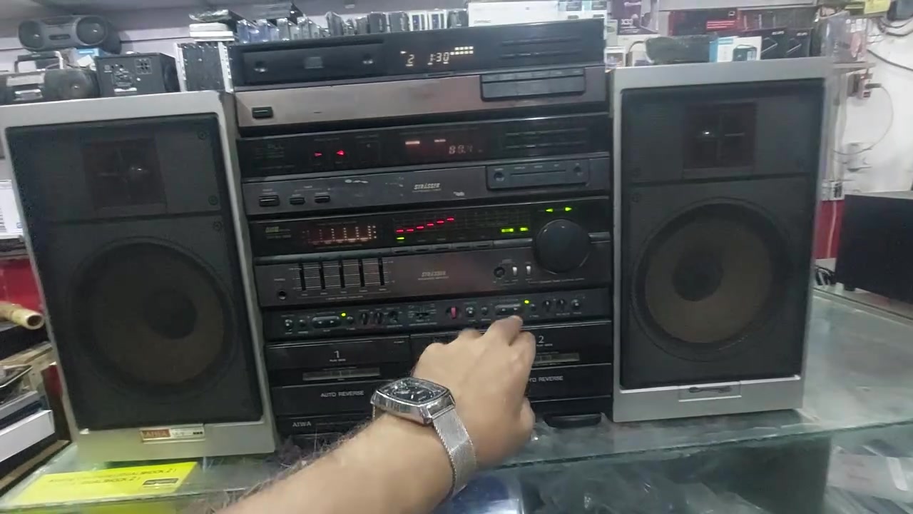 مسجل سي دي • ايوا ياباني • ماكو عطل