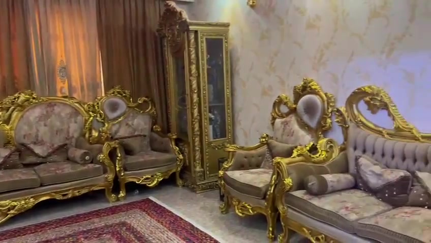 قنفات ملكي • حالة جيدة جدا • واتساب