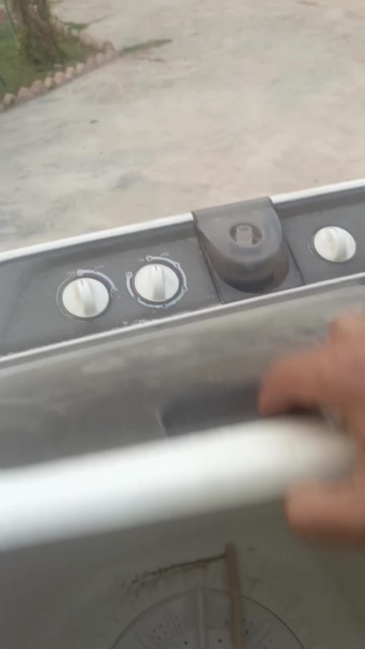غساله شغاله مكان بابل ابي غرق ***********  السعر ٦٥
