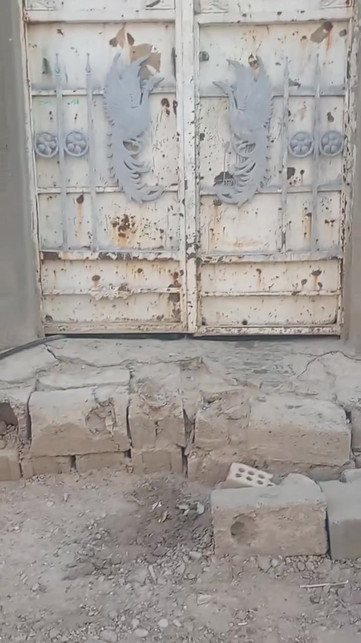 يعلن مكتب الفهد عن بيع بيت المساحة 160  بناء مسلح عالي عن شاع يحتوي على غرفة نوم ستقبال مطبخ صحيات منور سعر 60 وبي مجال المراجعة المكتب الفهد العنوان سبع قصور المشروع قرب الموالدة ثانيه لاتصال على رقم ***********
