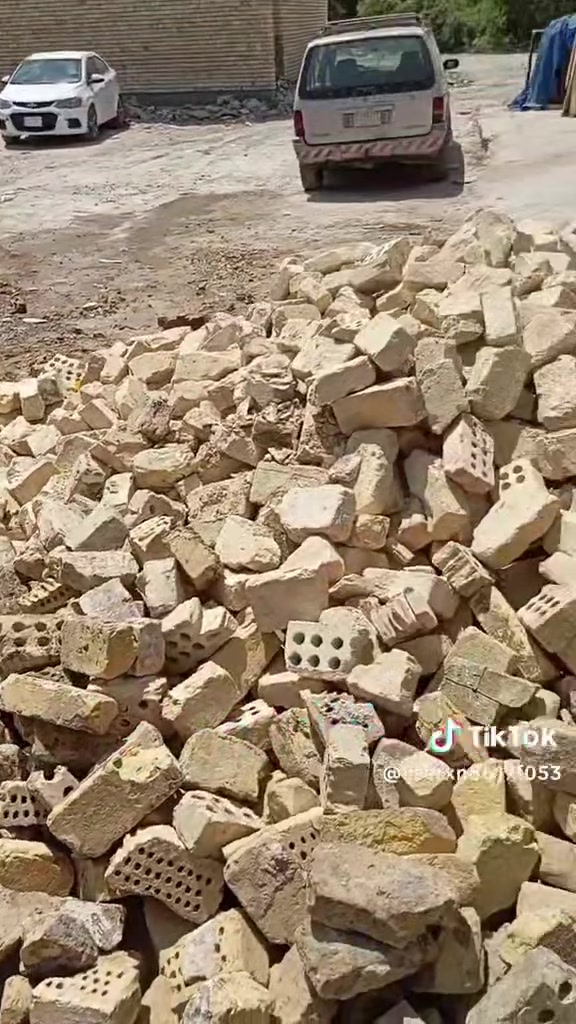 خلفه بناء درجه اولا وذا تريد اطلع كادر خلفات نشتقل تريد بليوميه  تريد عل دبل 
الارقام *********** بي واتساب
***********
