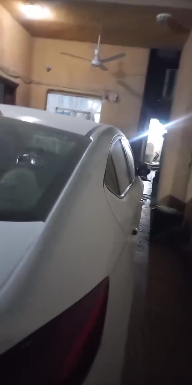 النترا موديل ١٨ امريكية رقم نجف بأسمي انكليزي سنويتها ٣١ ابيض صدفي مكينة ٢٠٠٠ دوش وكير مكفولات تبريد مواصفات ٣ انظمة قيادة شاشة عطلات رادار أمامي وخلفي كير اي تي ومانع انزلاق وكثير من المواصفاتا تحكم جهتين حادثها موجود بالمنشور وكذلك فيها صفحة جارده صفحة السائق قمارة وتكم وجنطه مكفوله السعر ٨٥ مكان كربلاء 
***********
