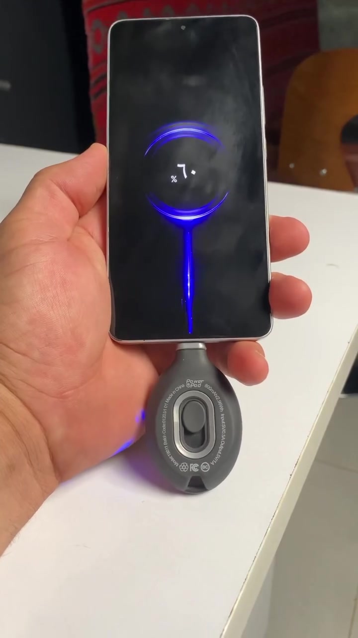 لا تخلي نفاد البطارية يوقفك! 😥📱
مع Power Pod 🔑⚡ شاحن الطوارئ بحجم ميدالية المفاتيح، راح يبقى هاتفك جاهز بأي وقت!

💰 السعر 25 ألف فقط
📦 توصيل مجاني لجميع محافظات العراق 🇮🇶

👇 اطلب هسه عبر الواتساب
***********
