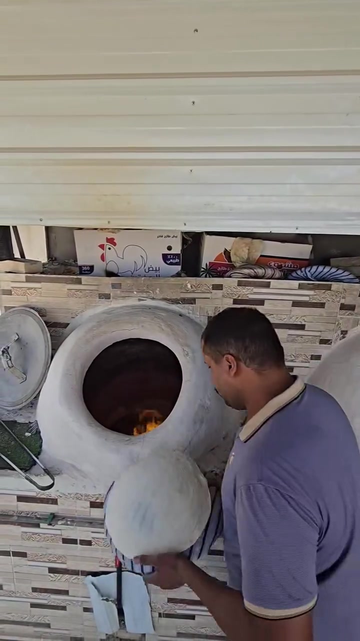 مخبز اهلنه خبز ابيض شعير الرفاعي التفيج قرب مدرسة دار البيضاء يوجد الدينا توصيل. مستعدون تجهيز كافت منسبات  رقم الحجز ***********
