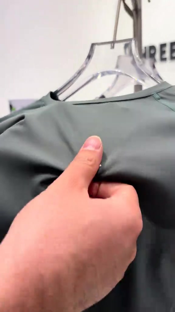 بلوز شتوي • قياسات M-L-XL-XXL • توصيل العراق