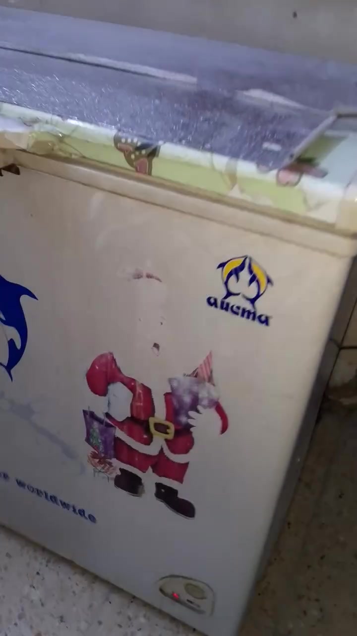 مجمده  مستعمل صار 4 سنوات شغال  ولا مصلح ولا عطل  مستعمل راقي شغال  تجمد مسرعه  لسعر للبيع 450 وبي مجال
مكاني بغداد حي الجهاد 
 تواصل وتساب
 ***********
