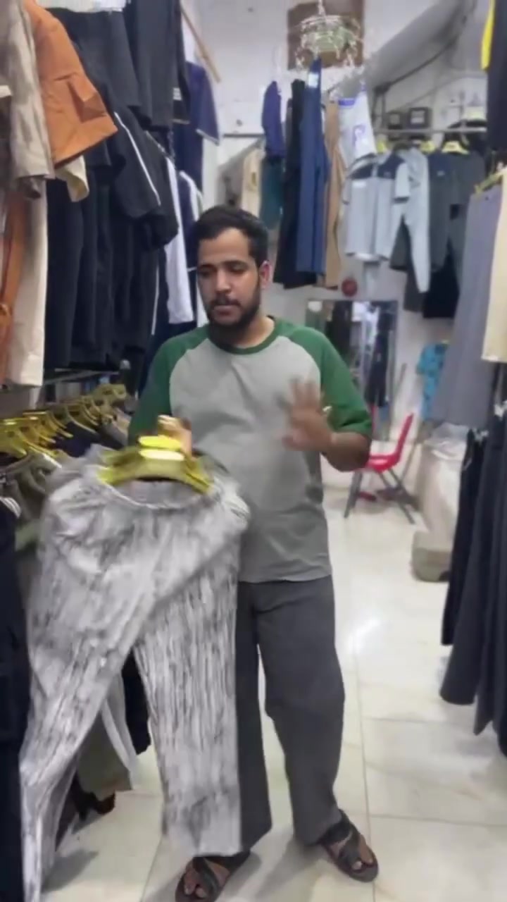يا الله تخفيضات تخفيضات عله البجايم والبديات ب6 الف قطعتين بس 10الف
بدي/ حلقه +ياخه
بجامه
برموده جعب
#الموقع #شارع #الذهب قرب سوك الخضاره القديم قرب محمد ابو الطرشي / واتساب *********** #الايكات #الجميع
