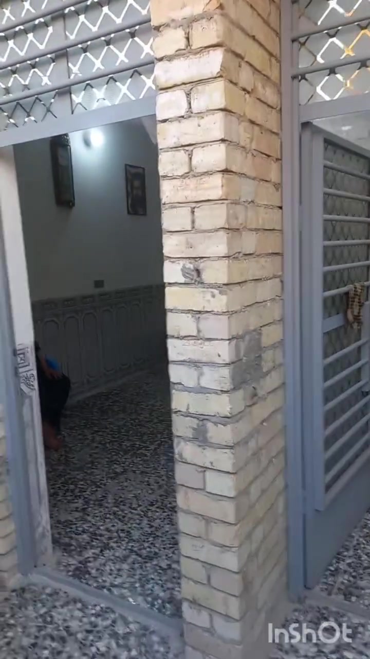 بيت للبيع مساحه ١٠٠ الواجه ٦ و النزال ١٦ العنوان حي السفير الخامسه زاعي مكاتبه فقط البيت بناء جديد للاتصال *********** السعر ٥٠ مليون قفل قفل

